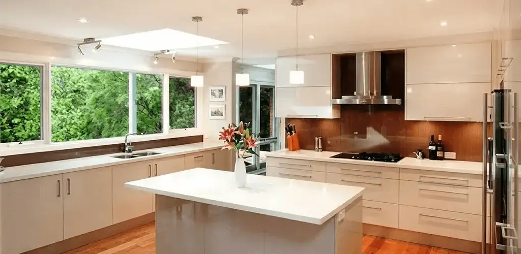 Kitchen cabinet refacing and remodel results in a modern kitchen in San Antonio, TX